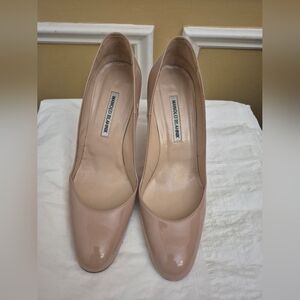 Manolo Blahnik Nude Patent Leather Heels Size 39.5/ US 8.5
